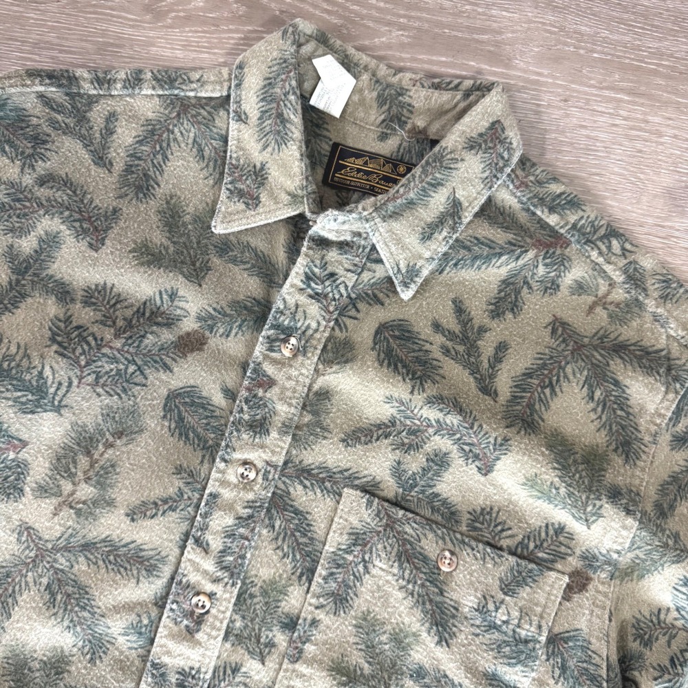 VTG Eddie Bauer Flannel Shirt Mens‎ Medium Green Pine Needle Print Made in USA